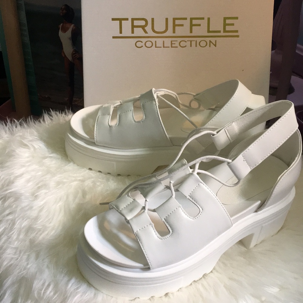 Nasty Gal Ghille Flatform Sandal